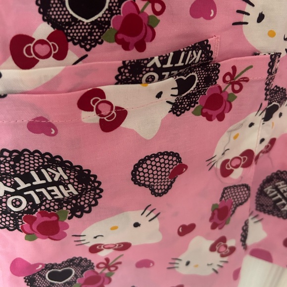 Hello Kitty Pink Medical Top - Picture 6 of 6